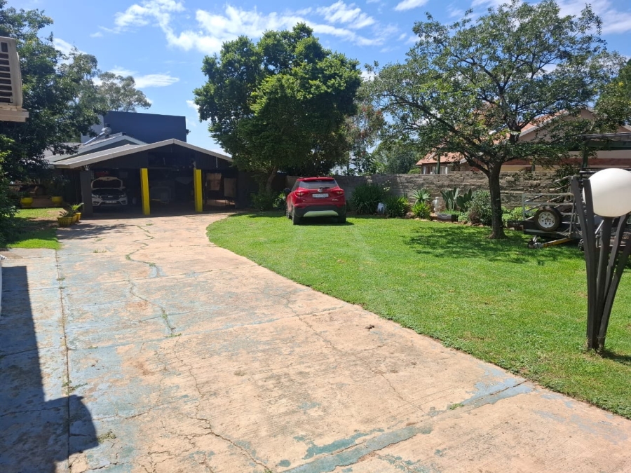 5 Bedroom Property for Sale in Deneysville Free State